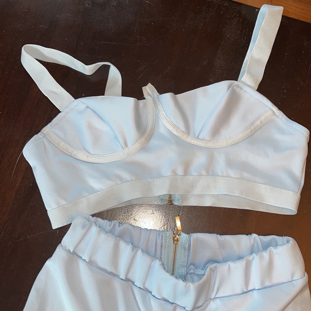 2 Piece Set - image 3